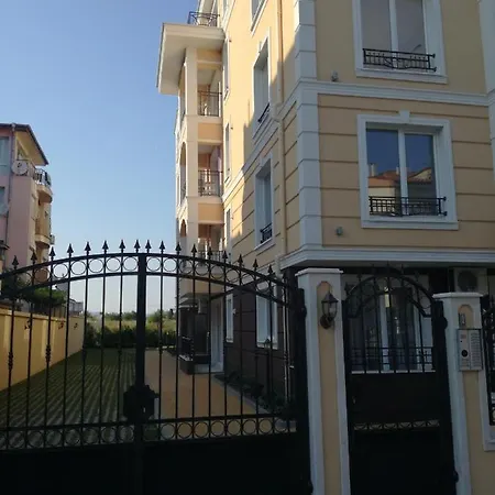 Apartment Rif-3 * 라브다