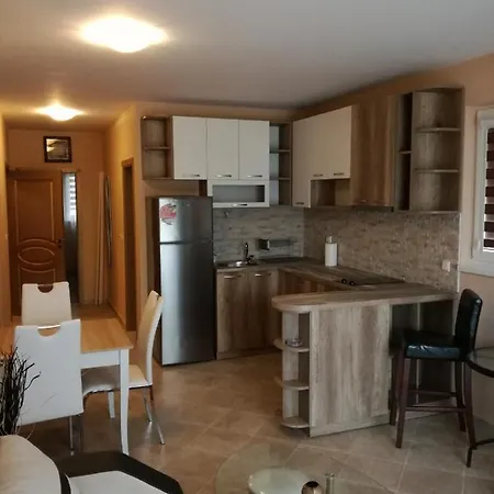 아파트 Apartment Rif-3 *